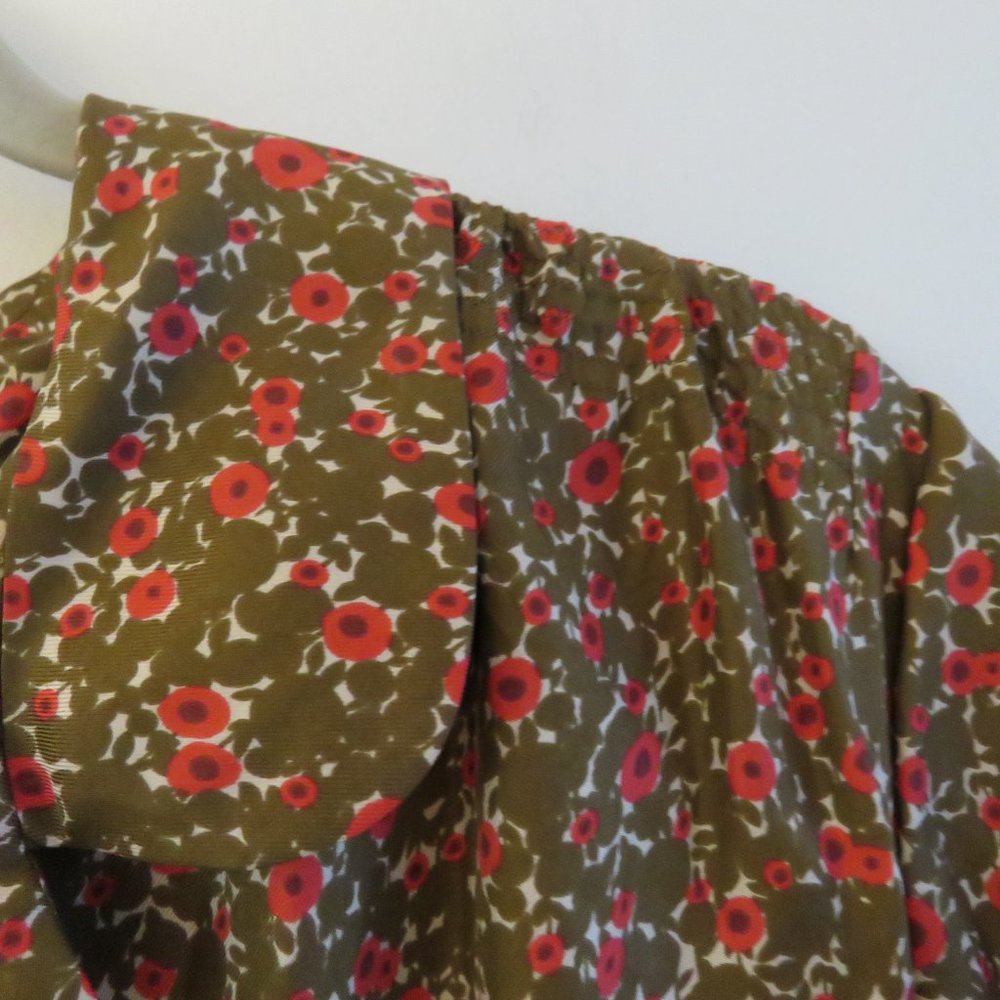 Floral Button-Up Dress - Picture 3 of 16